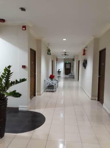 Vl Garden Suites Тагбиларан Экстерьер фото